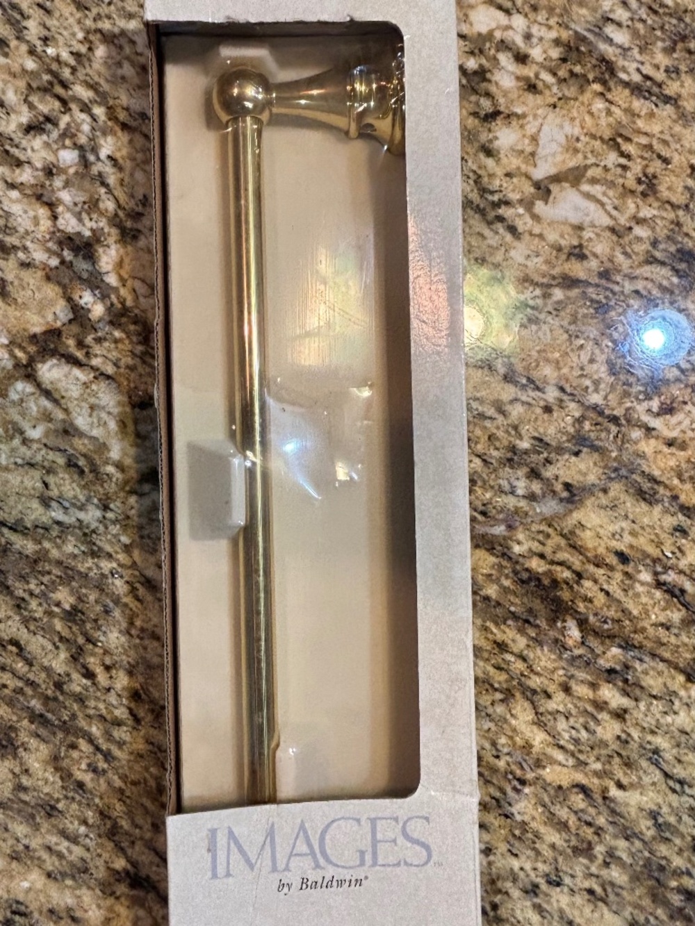 Edgewater Images by Baldwin 24 in Brass Towel Bar